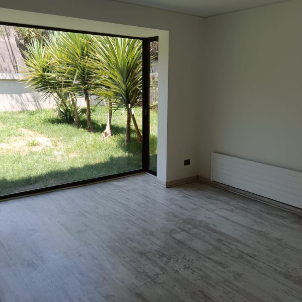 WhatsApp Image 2025-03-24 at 13.26.44 (1)