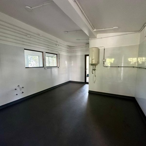 WhatsApp Image 2025-10-29 at 17.30.04